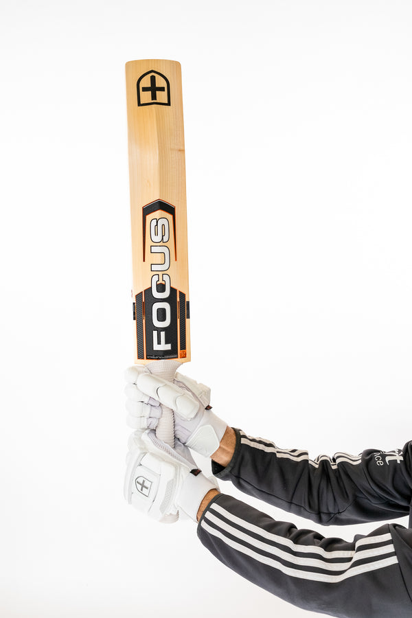 Focus Raw Limited Youth Cricket Bat Focus Raw Limited Youth Cricket Bat