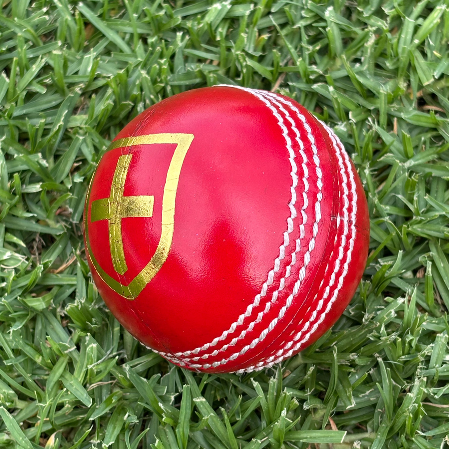 Focus LIMITED Series 156g Ball - 4pc Red - Australian Seam Focus LIMITED Series 156g Ball - 4pc Red - Australian Seam