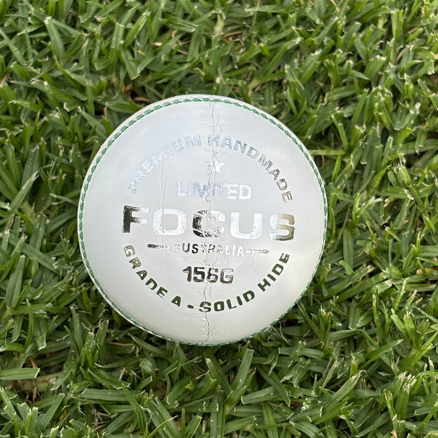 Focus LIMITED  Series 142g Balls - 4pc White - Australian Seam Focus LIMITED  Series 142g Balls - 4pc White - Australian Seam