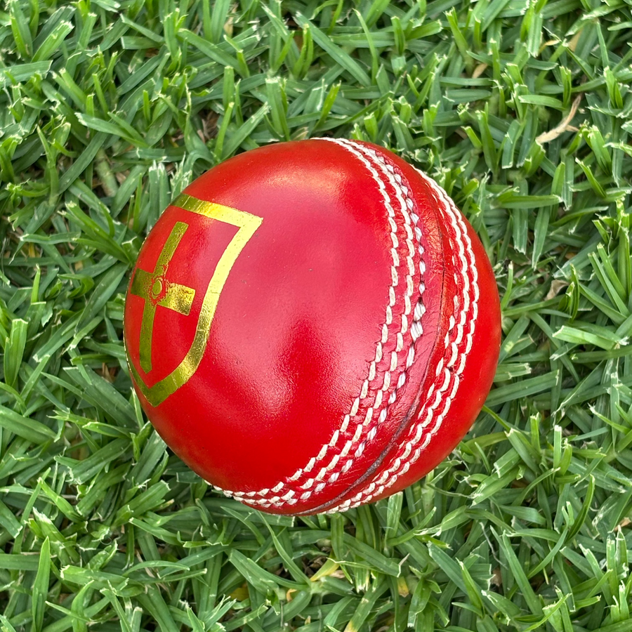 Focus SELECT Series 142g Ball - 2pc Red - Australian Seam Focus SELECT Series 142g Ball - 2pc Red - Australian Seam