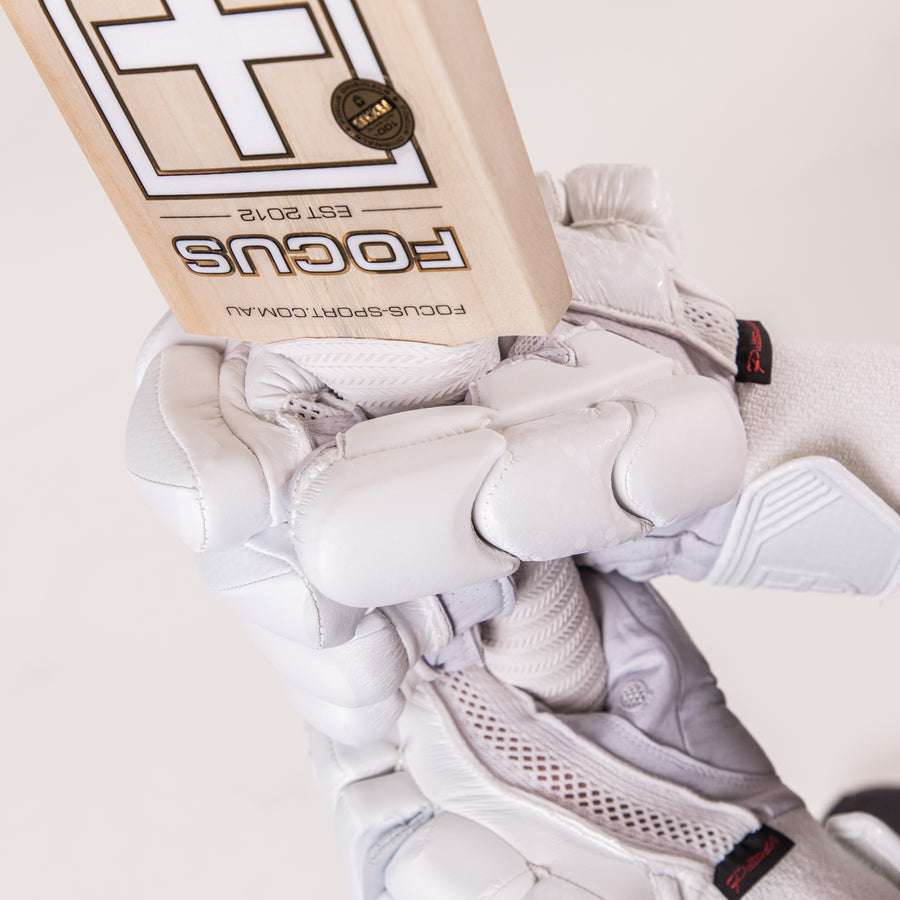 Focus Players Edition Glove - Split Finger Focus Players Edition Glove - Split Finger