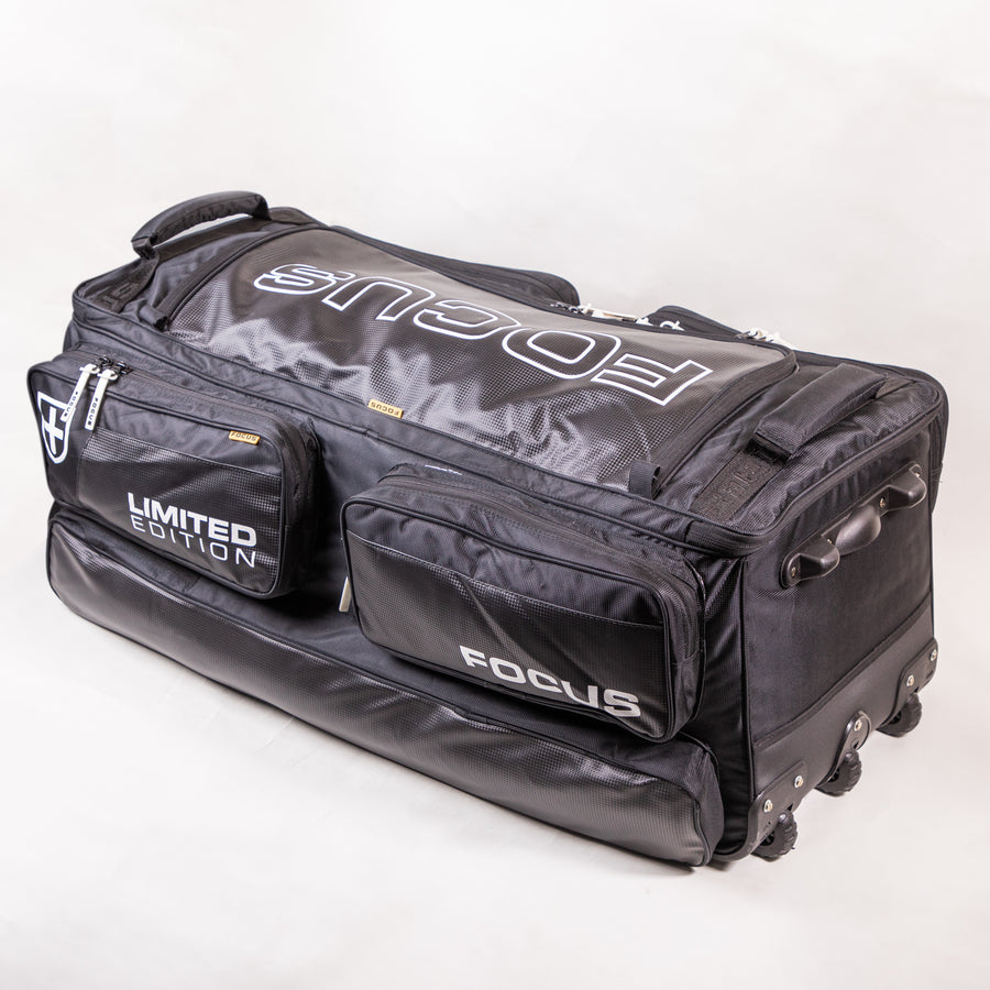 cricket wheelie bags cricket wheelie bags