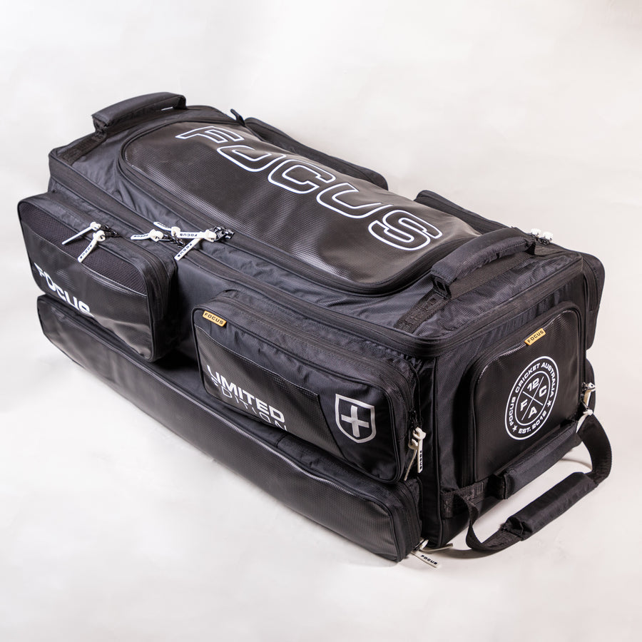 cricket wheelie bags cricket wheelie bags