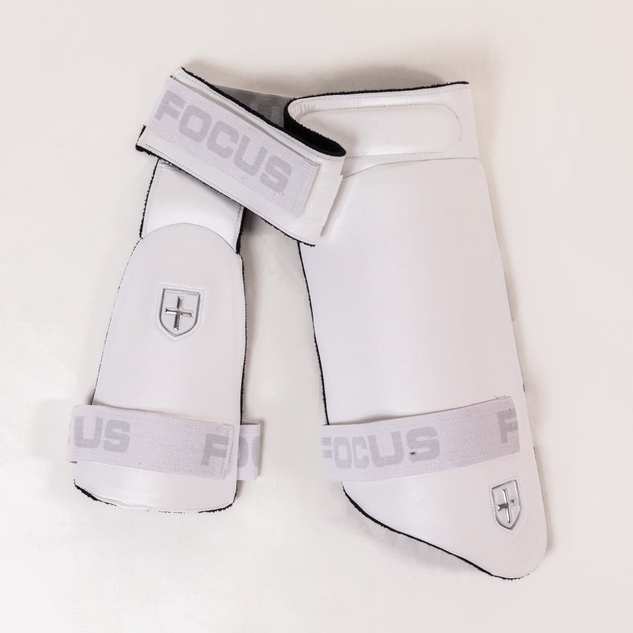 FOCUS cricket thigh guards with adjustable straps designed for protection and comfort FOCUS cricket thigh guards with adjustable straps designed for protection and comfort