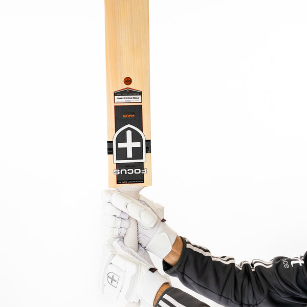 Focus Raw Pro Reserve Cricket Bat