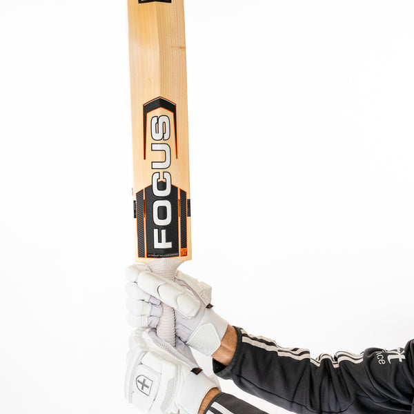 Focus Raw Pro Reserve Cricket Bat
