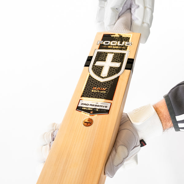 Focus Raw Pro Reserve Cricket Bat
