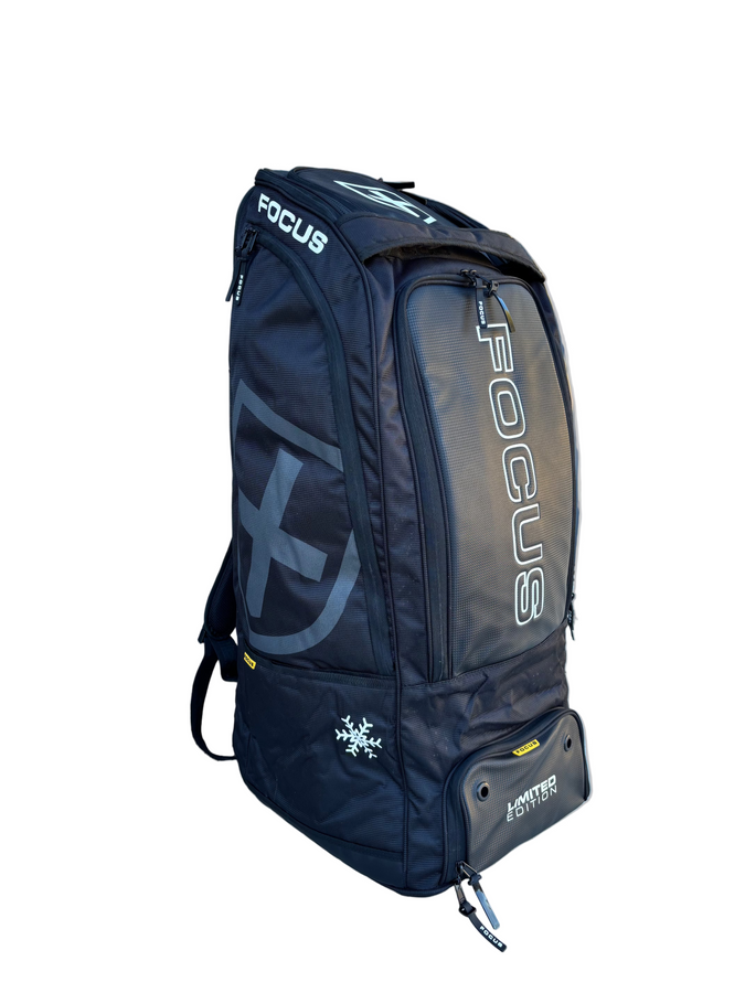 Focus LIMITED EDITION Duffle Bag - 3 Bats
