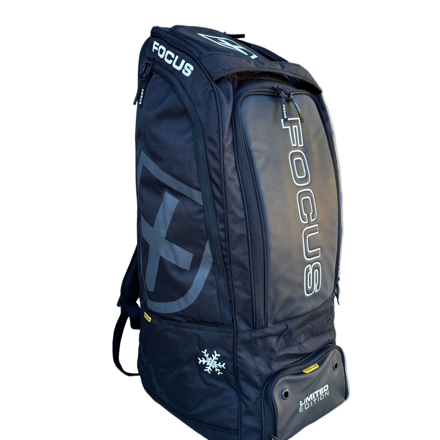 Focus LIMITED EDITION Duffle Bag - 3 Bats