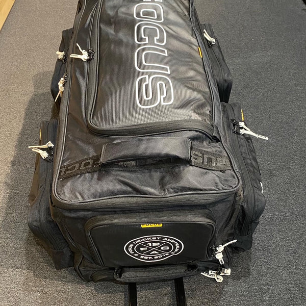 Focus "Players Edition" Standup Bag - Black