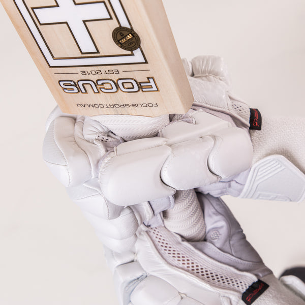 Focus Players Edition Glove - Split Finger