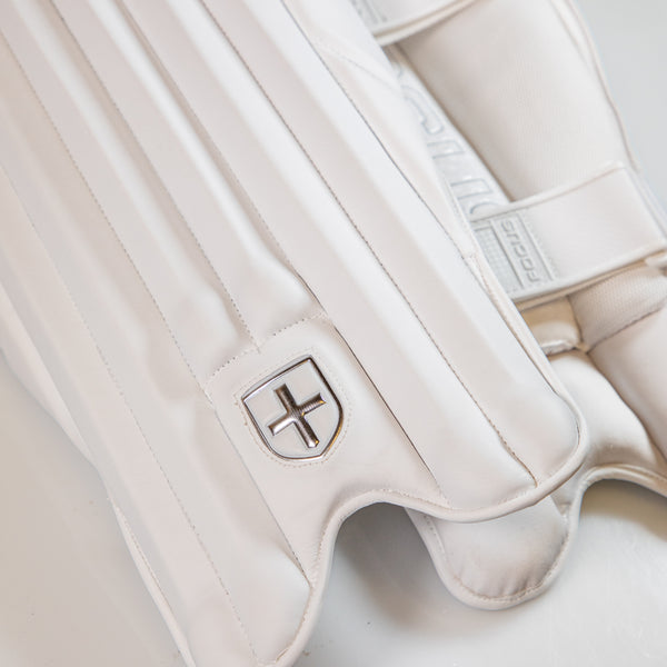 Focus Wicket Keeping Gear - Youth