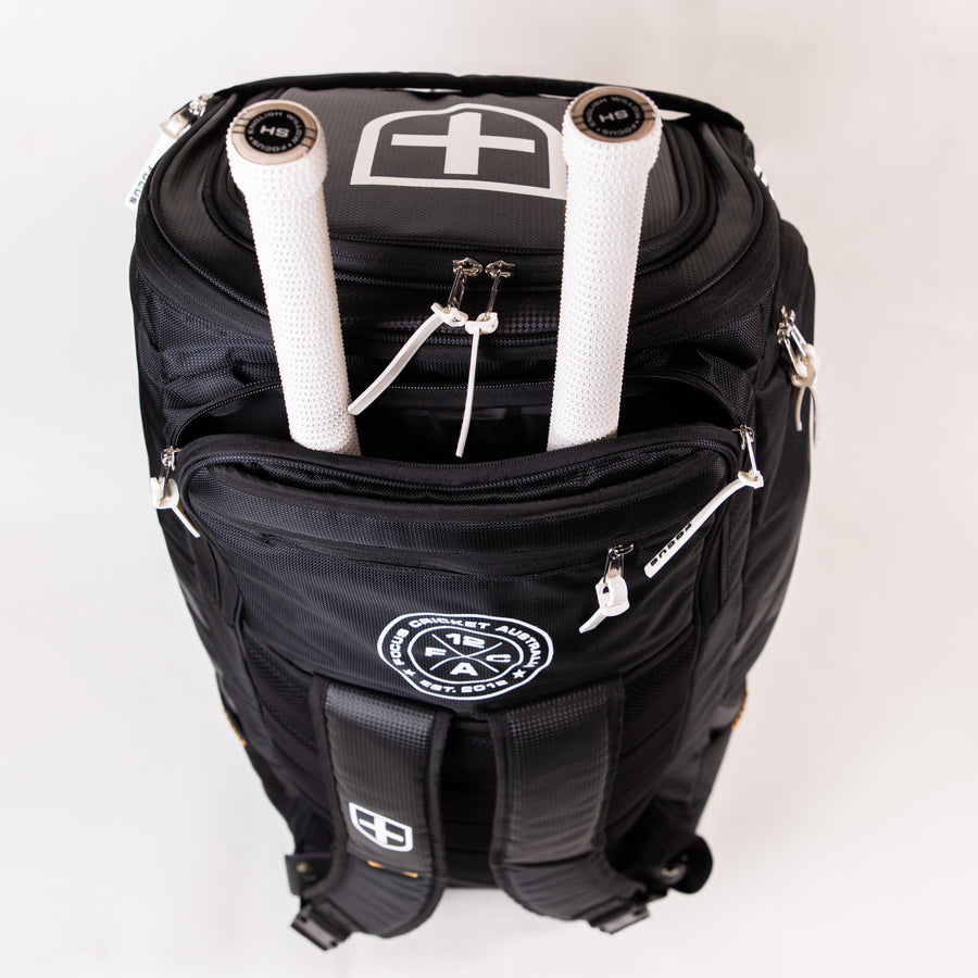 Focus PLAYERS EDITION Wheelie Duffle Bag