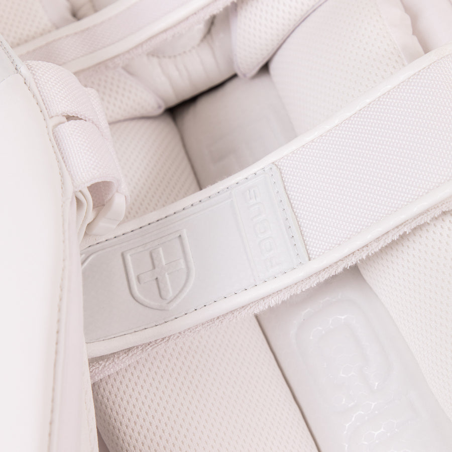 Focus Players Edition Pads -  White