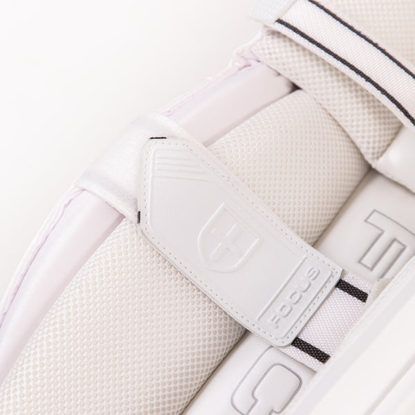 Focus SELECT Edition Pads - Adult Size